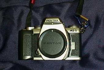 PENTAX MZ-5{fB