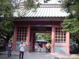 高徳院入り口