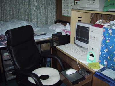 �C�j����