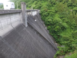 shinajigawa damu3