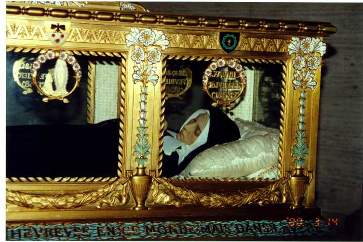 �x���i�f�b�^�̈��